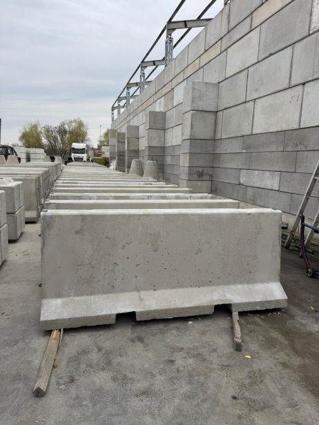 Betonová bariéra C30/37
