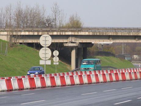 Silniční mobilní bariéra U-14 / U-25 výška 50 cm, bílá