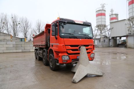 Betonová Závora "Starblok" 134 cm