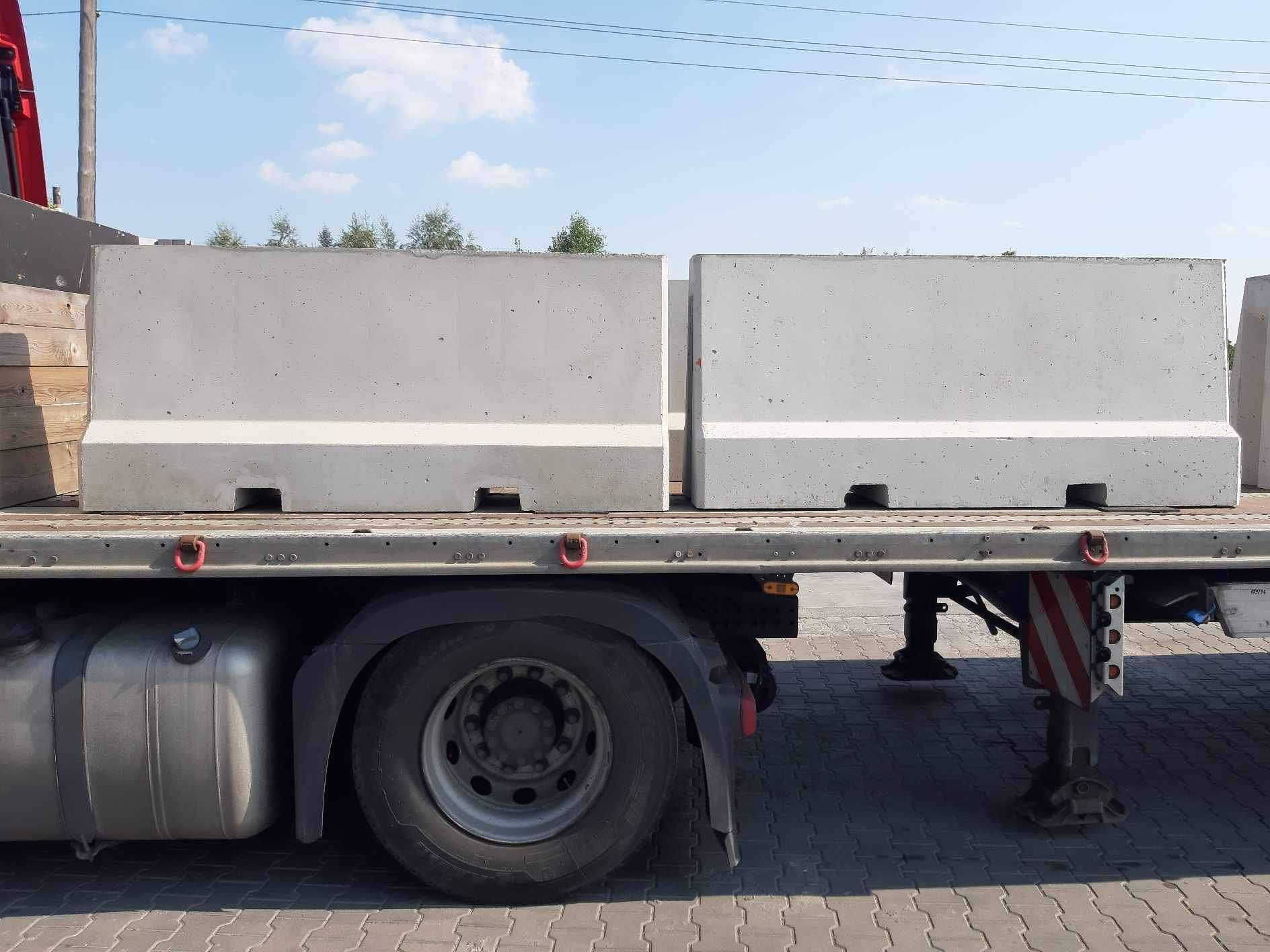 Concrete Barrier 900 mm New Jersey