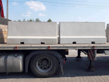 Bariera betonowa 900 mm New Jersey
