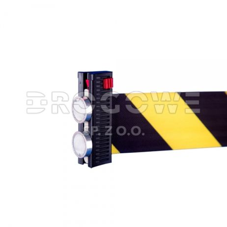 Magnetyczne zapięcie do taśmy w kasecie