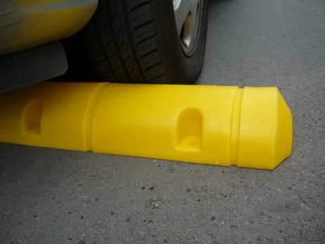 Parkovací zábrana žlutá CARSTOP